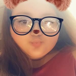 Meet your Posher, Halley